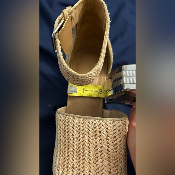 Universal Thread Woven Wedge Heels - Picture 8 of 11